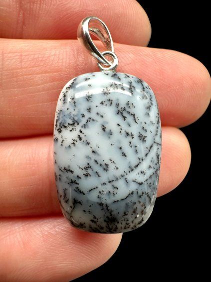 Silver pendant made of dendritic opal