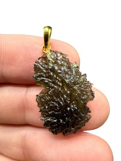 Gold-plated moldavite pendant 2,6g