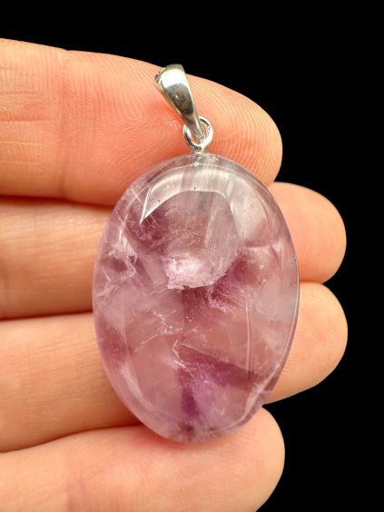 Silver pendant made of amethyst