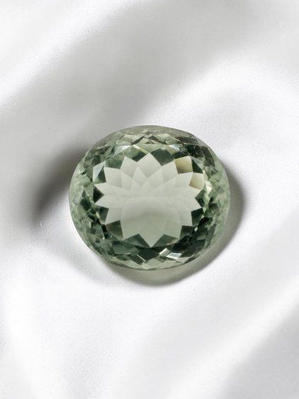 Facettierter Prasiolith aus Brasilien 13,7ct