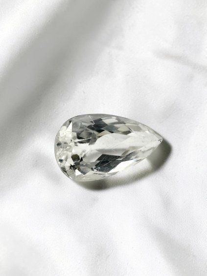 Faceted Zircon from Cambodia 3,1ct