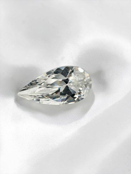 Faceted Zircon from Cambodia 1,75ct