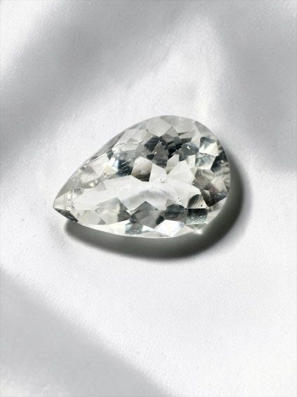 Broušený zirkon z Kambodži 2,9ct