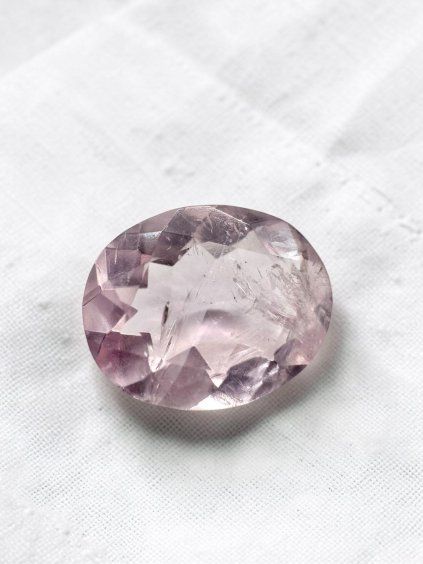 Broušený morganit z Pákistánu 2,3ct