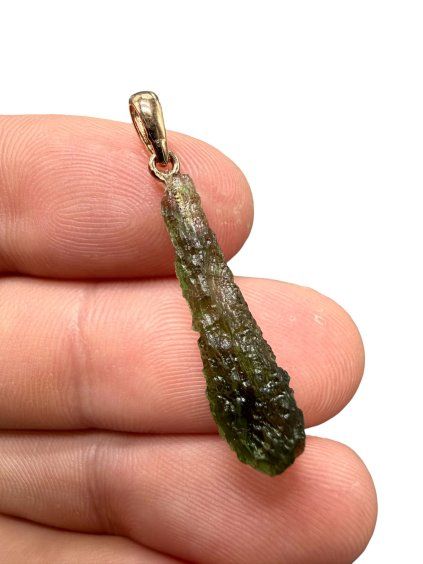 Moldavite pendant plated with rose gold 1,3g