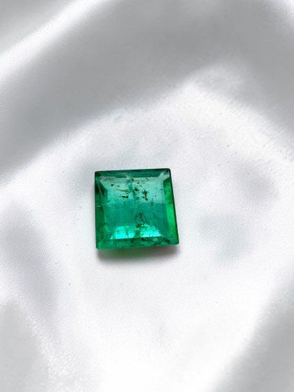 Broušený smaragd z Pákistánu 0,45ct