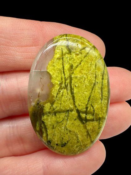 Grün Opal Cabochon – Peru