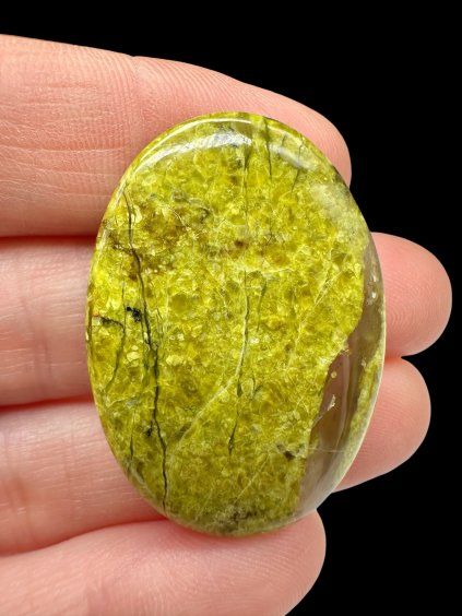 Grün Opal Cabochon – Peru