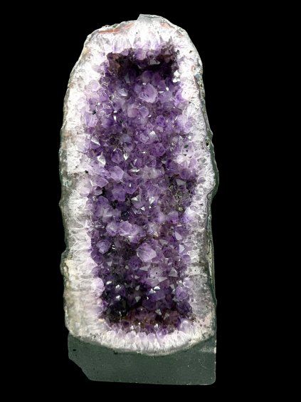 Amethyst geode – Ametista do Sul, Brazil