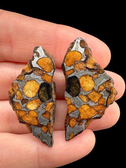 Meteorit Pallasit Sericho – Paar 21g – Kenia