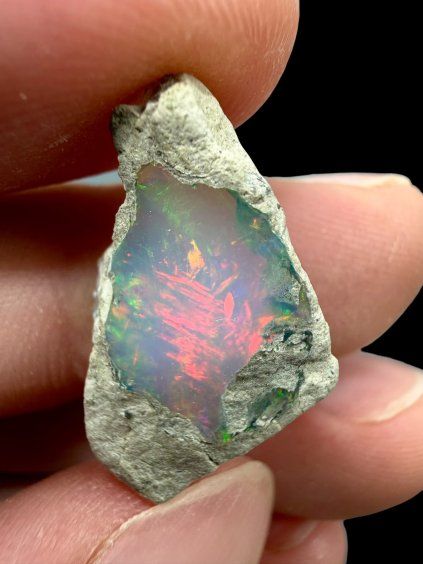 Drahý opál 8,5ct – Welo, Etiopie