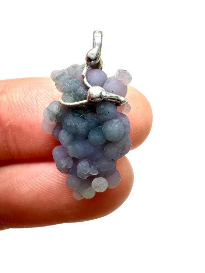 Grape chalcedony pendant