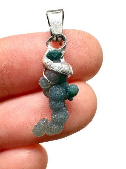 Traubenchalcedon Anhänger