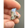 Precious opal – Welo, Ethiopia