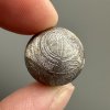 Meteorit Muonionalusta Kugel 1,5 cm – Norrbotten, Schweden