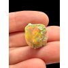 Precious opal – Welo, Ethiopia