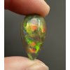 Precious opal cabochon 13,8ct – Welo, Ethiopia