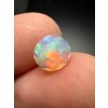 Faceted precious opal 0,9ct – Welo, Ethiopia