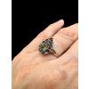 Silberring mit facettierte Moldavite und Granate Größe 50