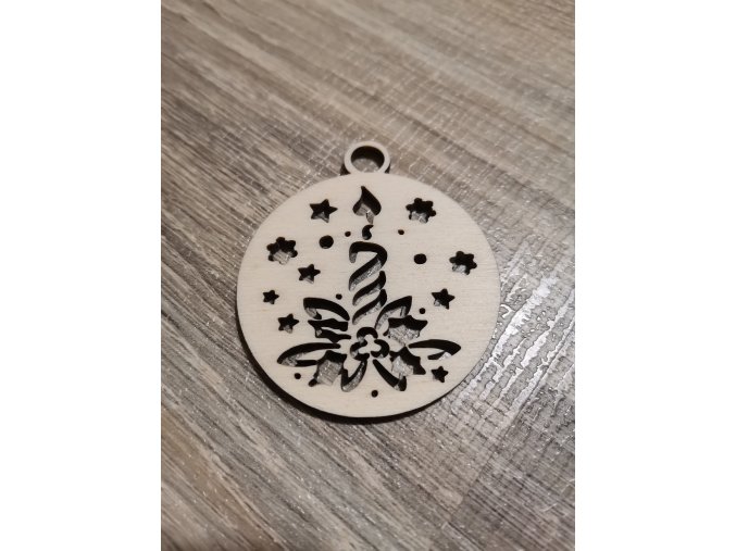 Dřevěná vánoční ozdoba č.17 - svícen