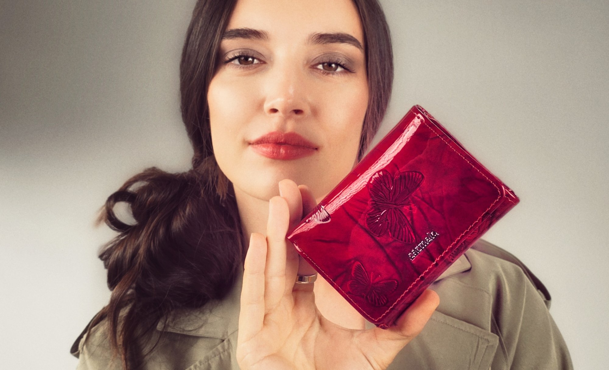 Jak vybrat dámskou peněženku