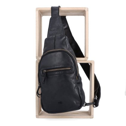 kozena ledvinka noelia bolger cerna nb 2034 c