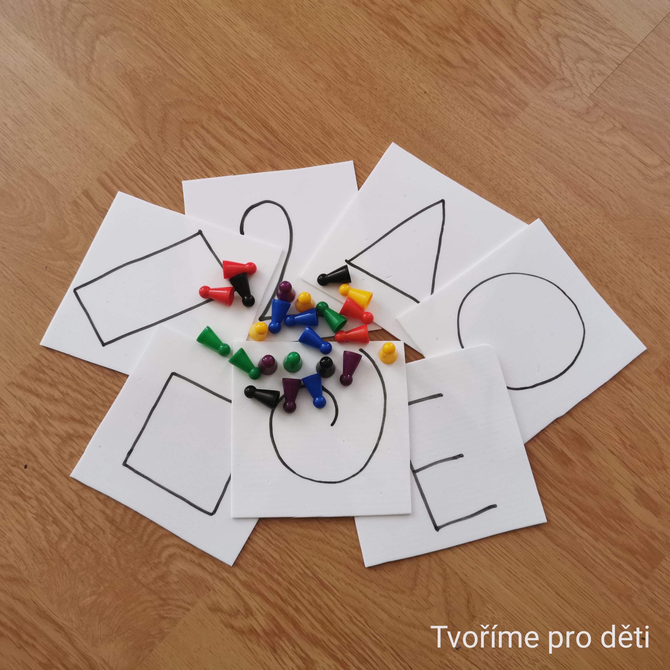 Tvoříme pro děti - Skládání obrysů