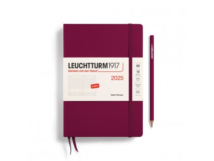 370702 LT1917 TK 12 2025 ENG Medium HC Port Red 20x20 150dpi