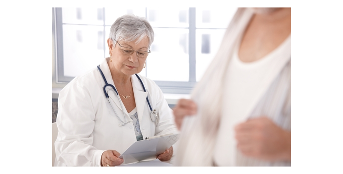 Co dělat, když praktik odmítá navštívit seniora doma?