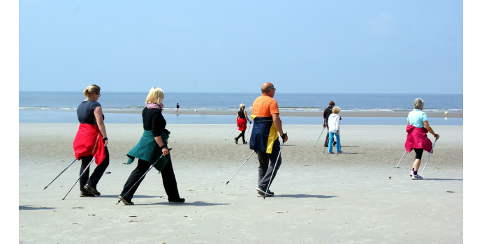 Dva z pěti Čechů neumí chodit. Místo zdraví prospěšné chůze si způsobují bolest
