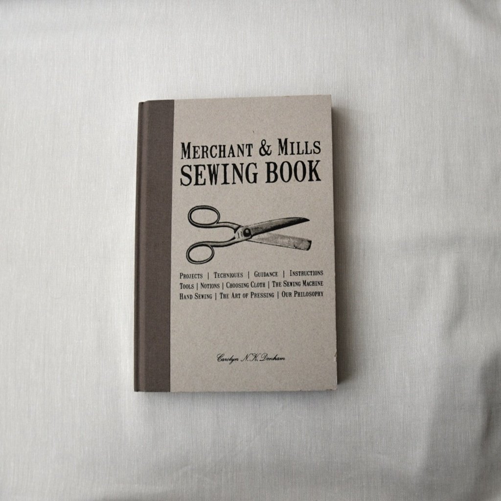 MERCHANT & MILLS - SEWING BOOK