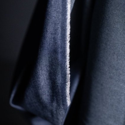 bavlna-denim-modra-seda-kovova-mekka