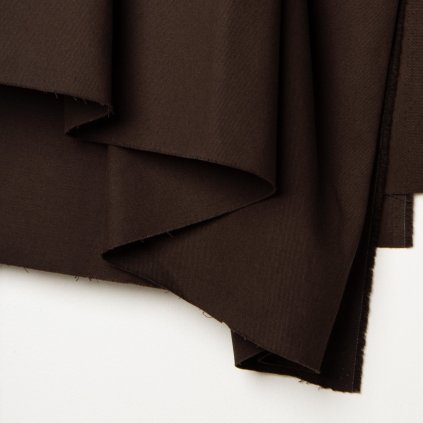 Gabardén od Atelier Brunette v moderním tónu oat chocolate | peonygarden