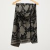 floral-shade-leia-crepe-mindthemaker-latka-kvetovana-dansko-2