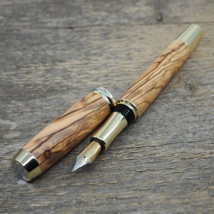 luxusni drevene plnici pero Portland L Betlemska oliva zlate9
