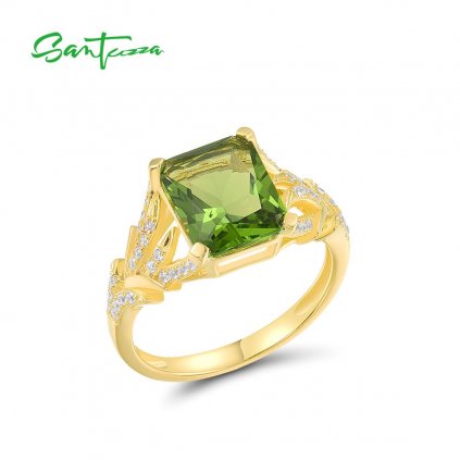Stříbrný prsten s zeleným kamenem
