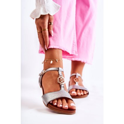 Lehké dámské sandály s přezkou  stříbrná Carida