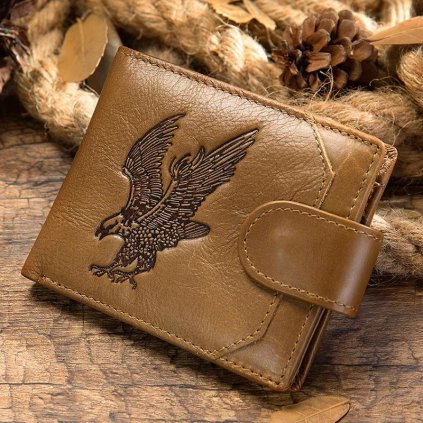 Kožená peněženka s orlem a západkou