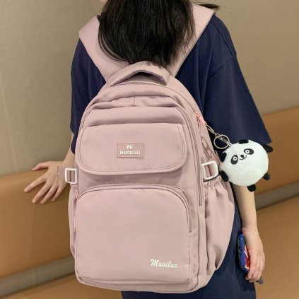 Stylový batoh s přívěskem ve tvaru pandy
