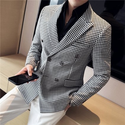 Dvouřadý kabát typu sako s kostkovaným vzorem