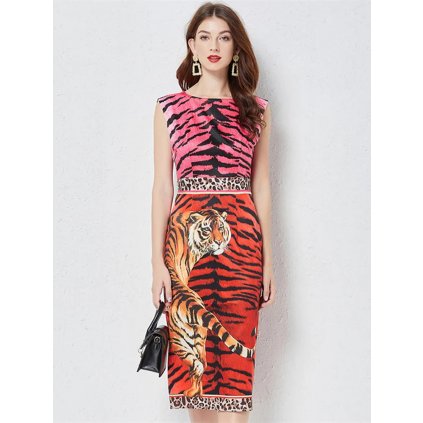 Pouzdrové šaty se vzorem tygra