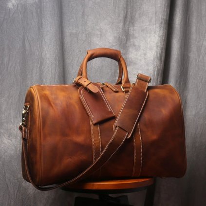 Kožená cestovní taška s páskem retro sportovní kabelka