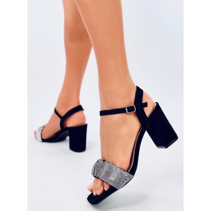 Semišové dámské sandály na podpatku 8,5 cm