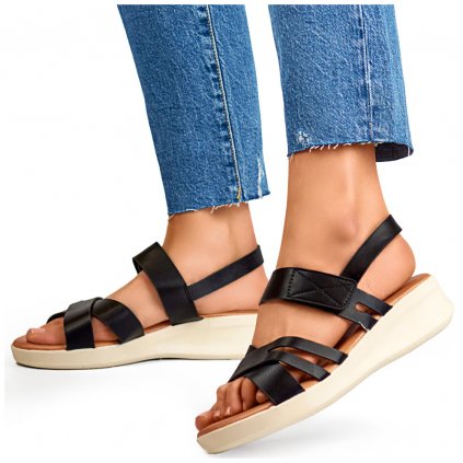 pohodlné dámské sandály na suchý zip s nízkým klínkem