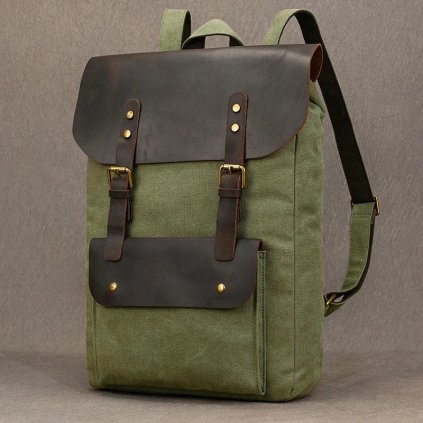 Velkokapacitní batoh s kontrastními detaily (Barva (varianta) Light Brown1)