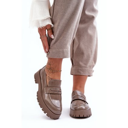 Lakované Loafersy Na Plochém Podpatku Jannah (Velikost 40, Barva Béžová)