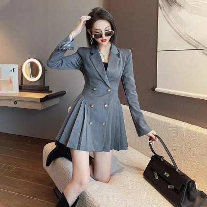 Dvouřadé šaty s plisováním – korejský elegantní střih