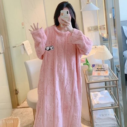 Dámské pyžamo z coral fleece – měkké domácí šaty na zimu