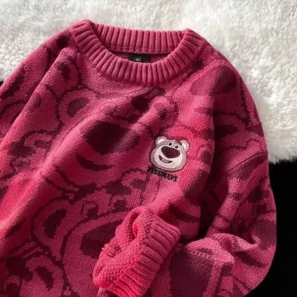 Pletený svetr s výšivkou – unisex s kulatým výstřihem