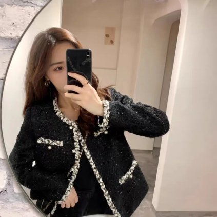 Dámský kabát v korejském stylu – elegantní s výšivkou (Barva Černá, Velikost XL)